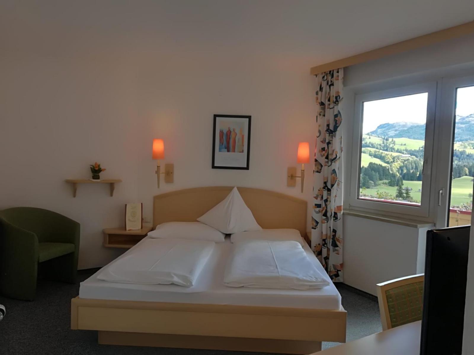 Hotel Pension Sonnenuhr Tauplitz Esterno foto